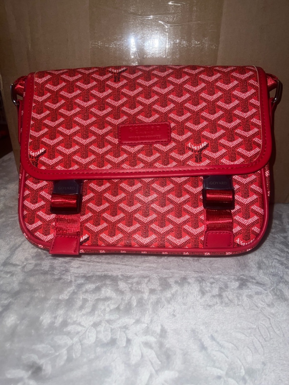 Goyard Red Crossbody Messenger Bag - Signature Chevron
